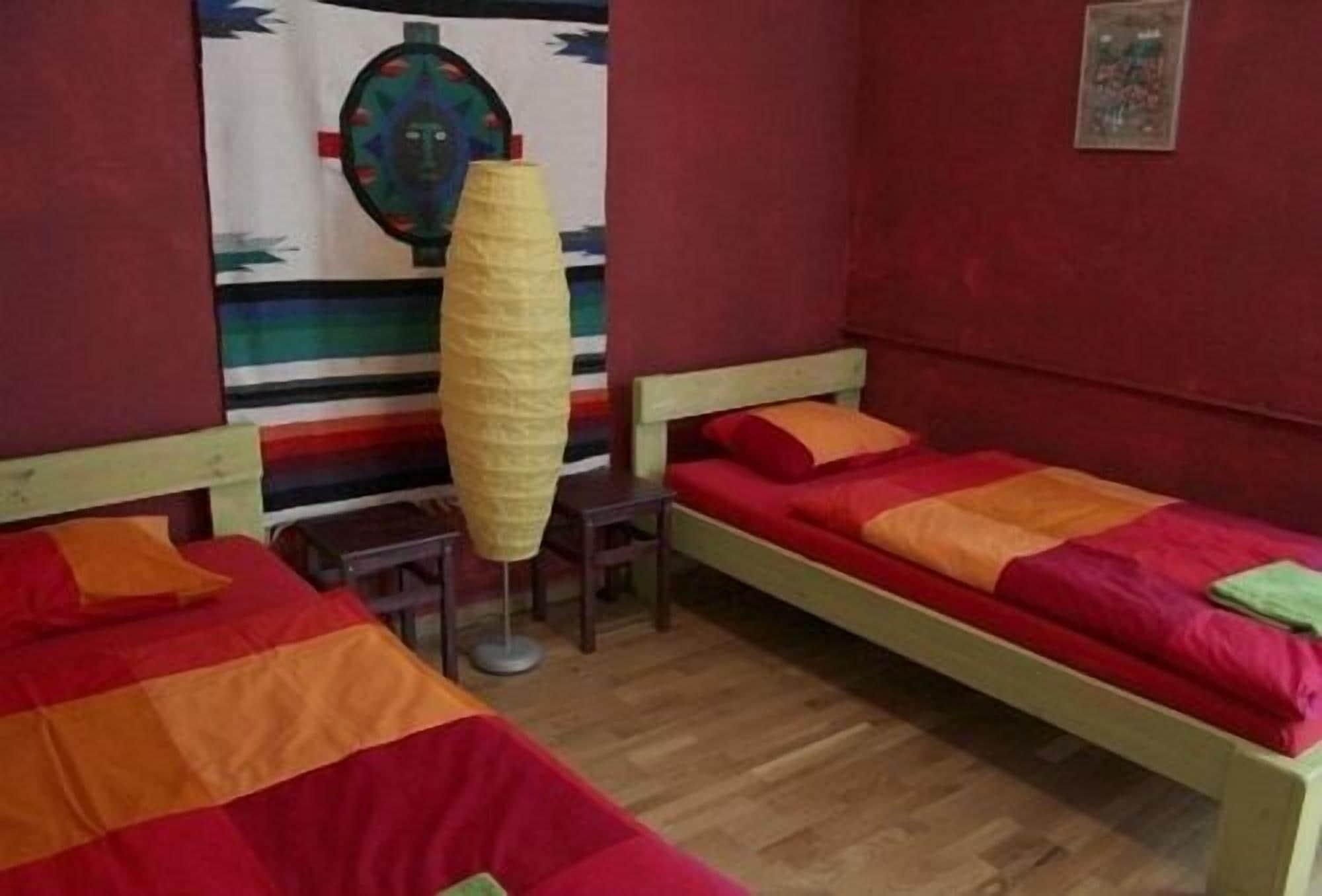 El Hostel Warsawa Bagian luar foto