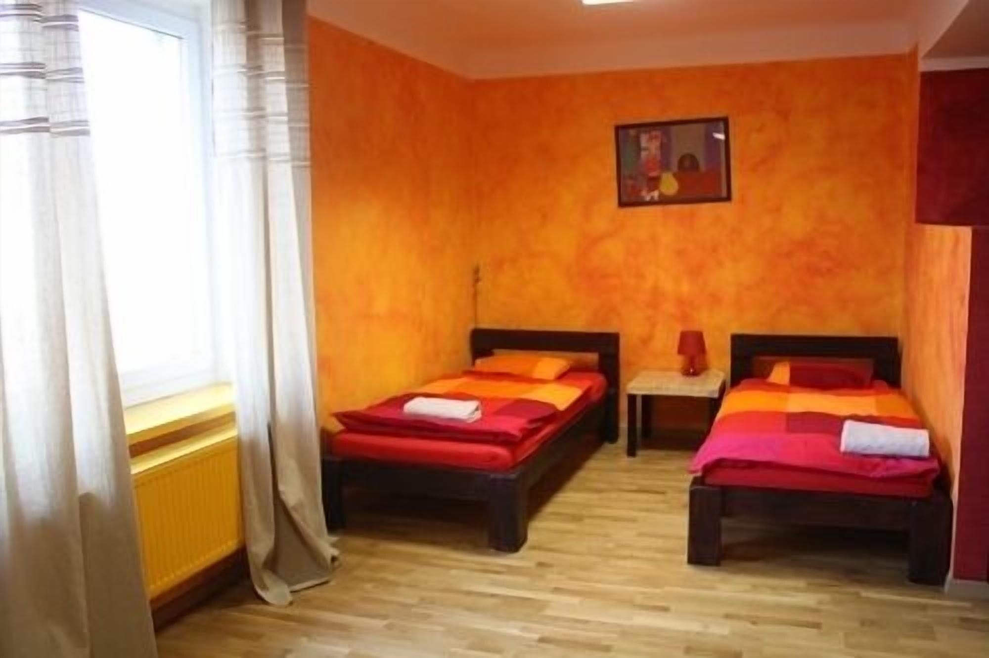 El Hostel Warsawa Bagian luar foto