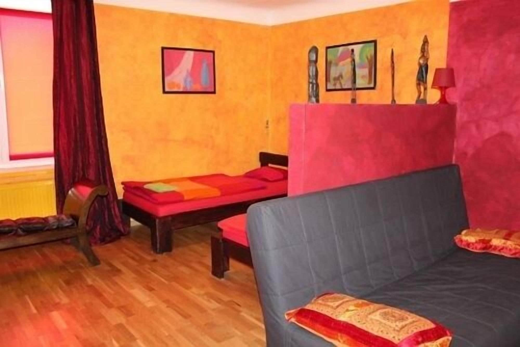 El Hostel Warsawa Bagian luar foto