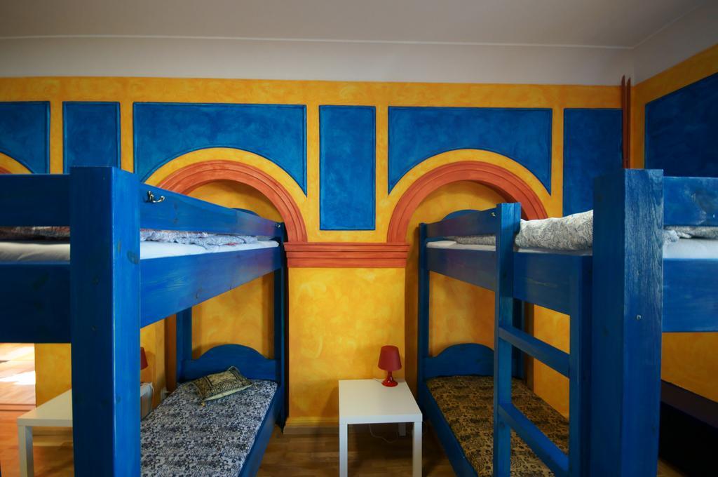 El Hostel Warsawa Bagian luar foto